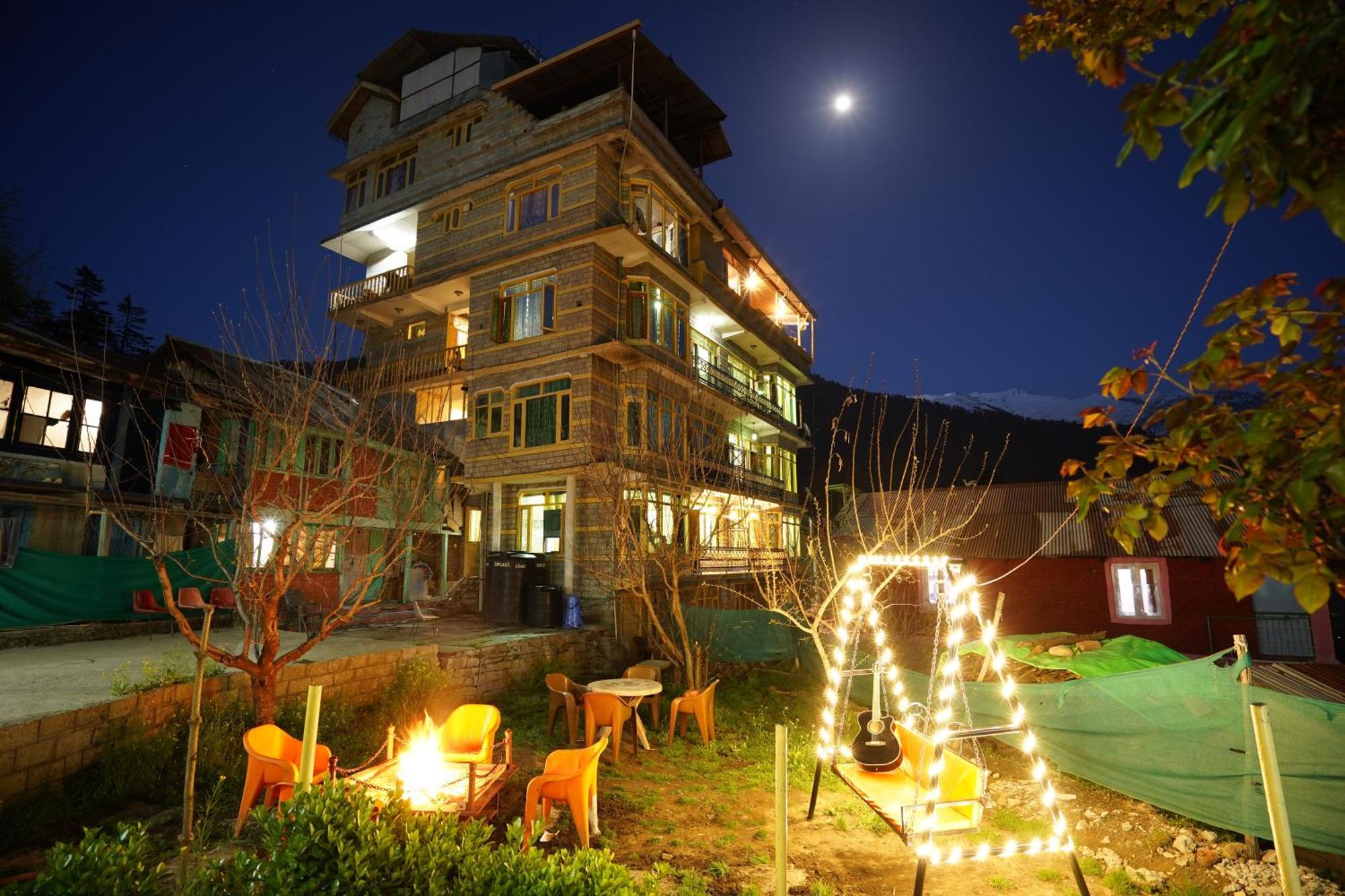 Woods Villa Cottage, Manali Exteriér fotografie