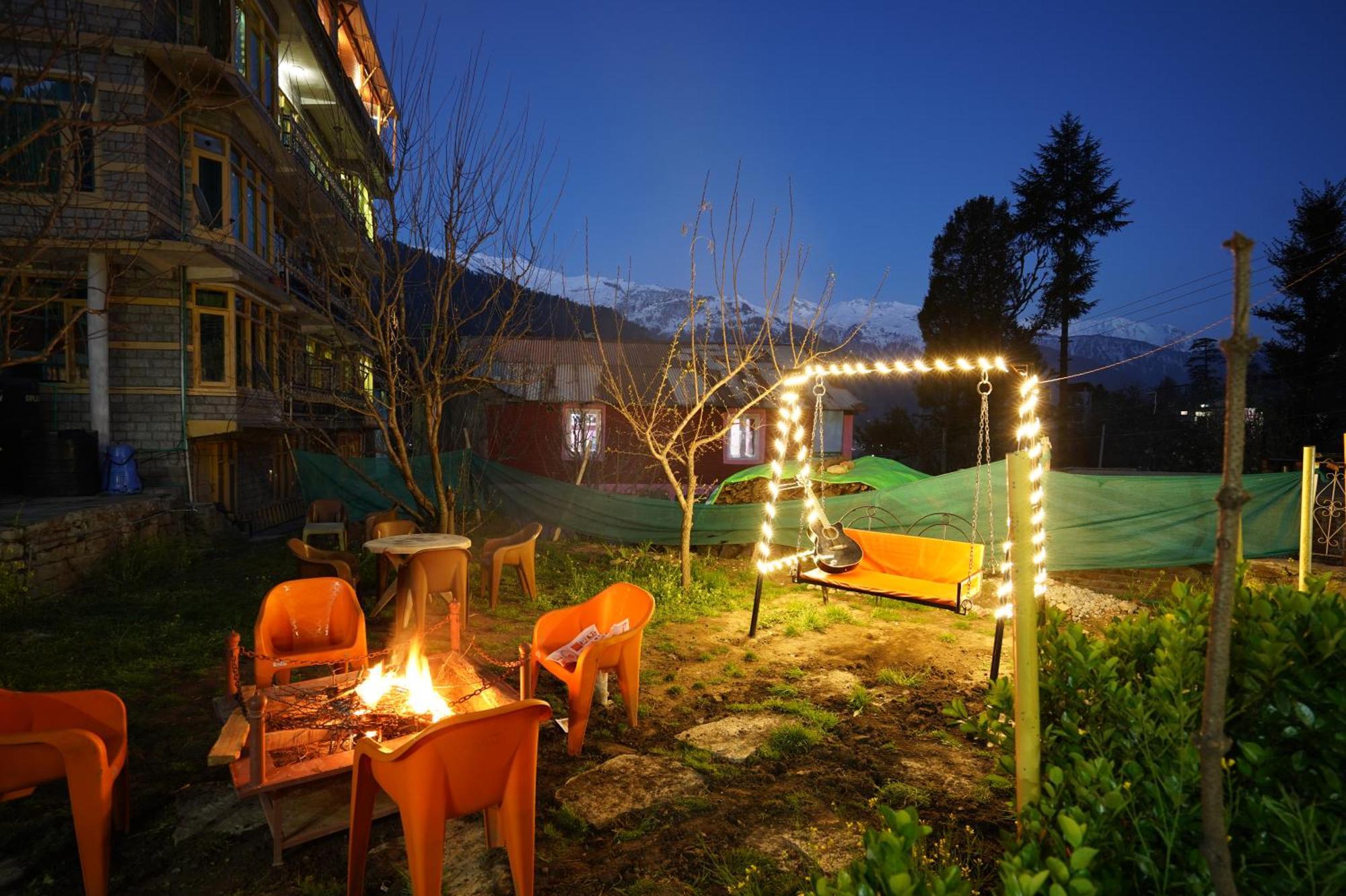 Woods Villa Cottage, Manali Exteriér fotografie