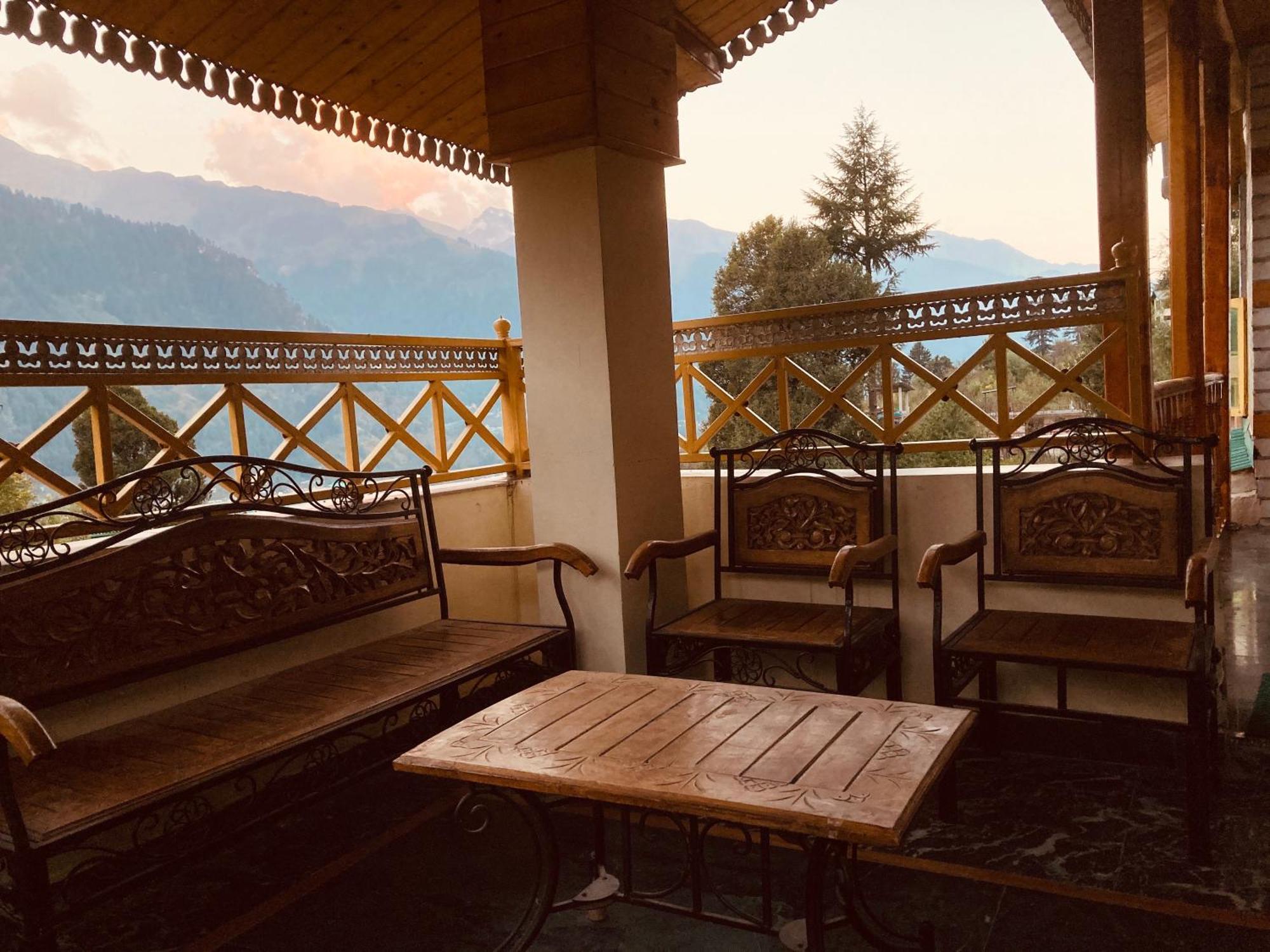 Woods Villa Cottage, Manali Exteriér fotografie