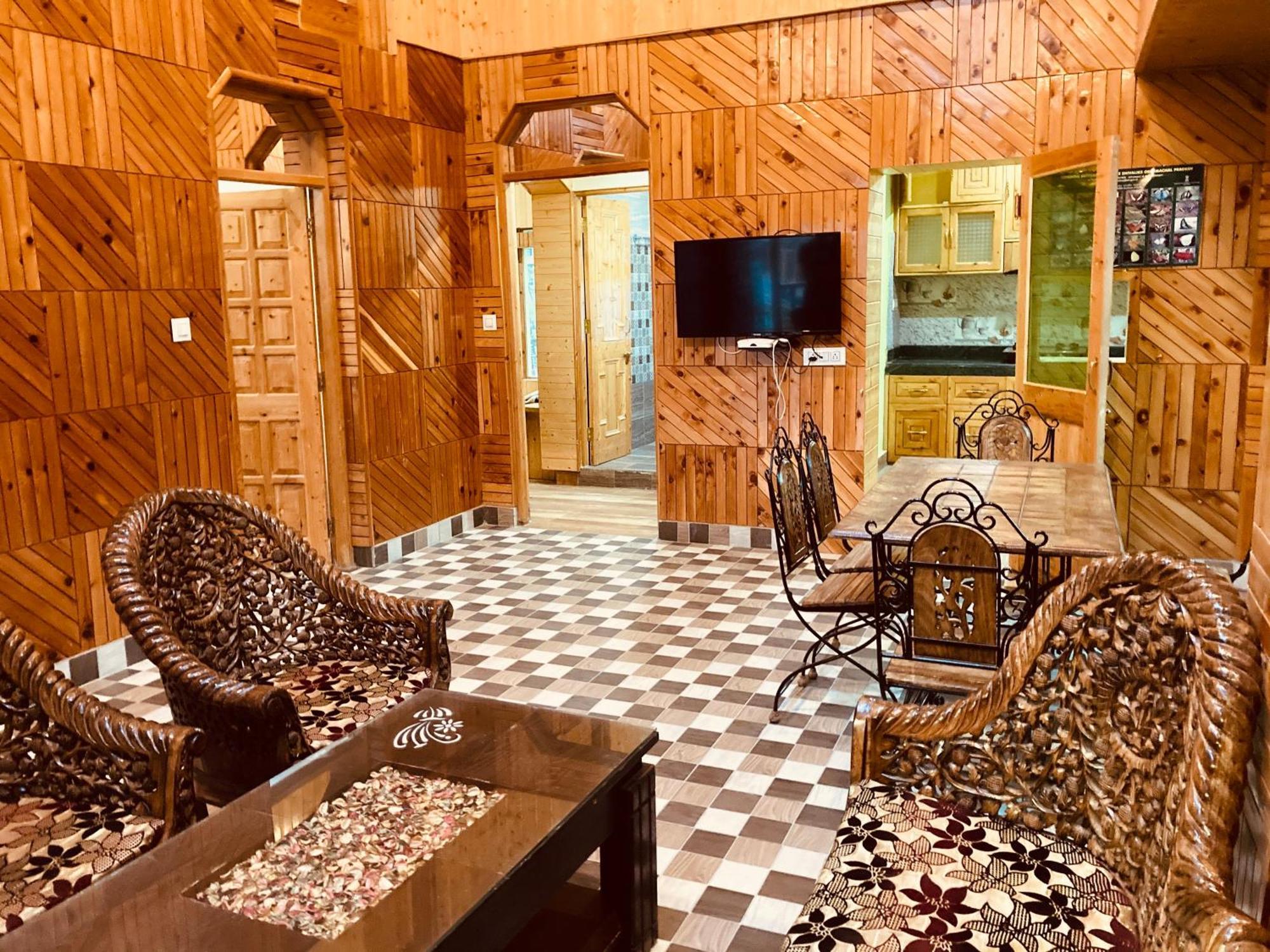 Woods Villa Cottage, Manali Exteriér fotografie