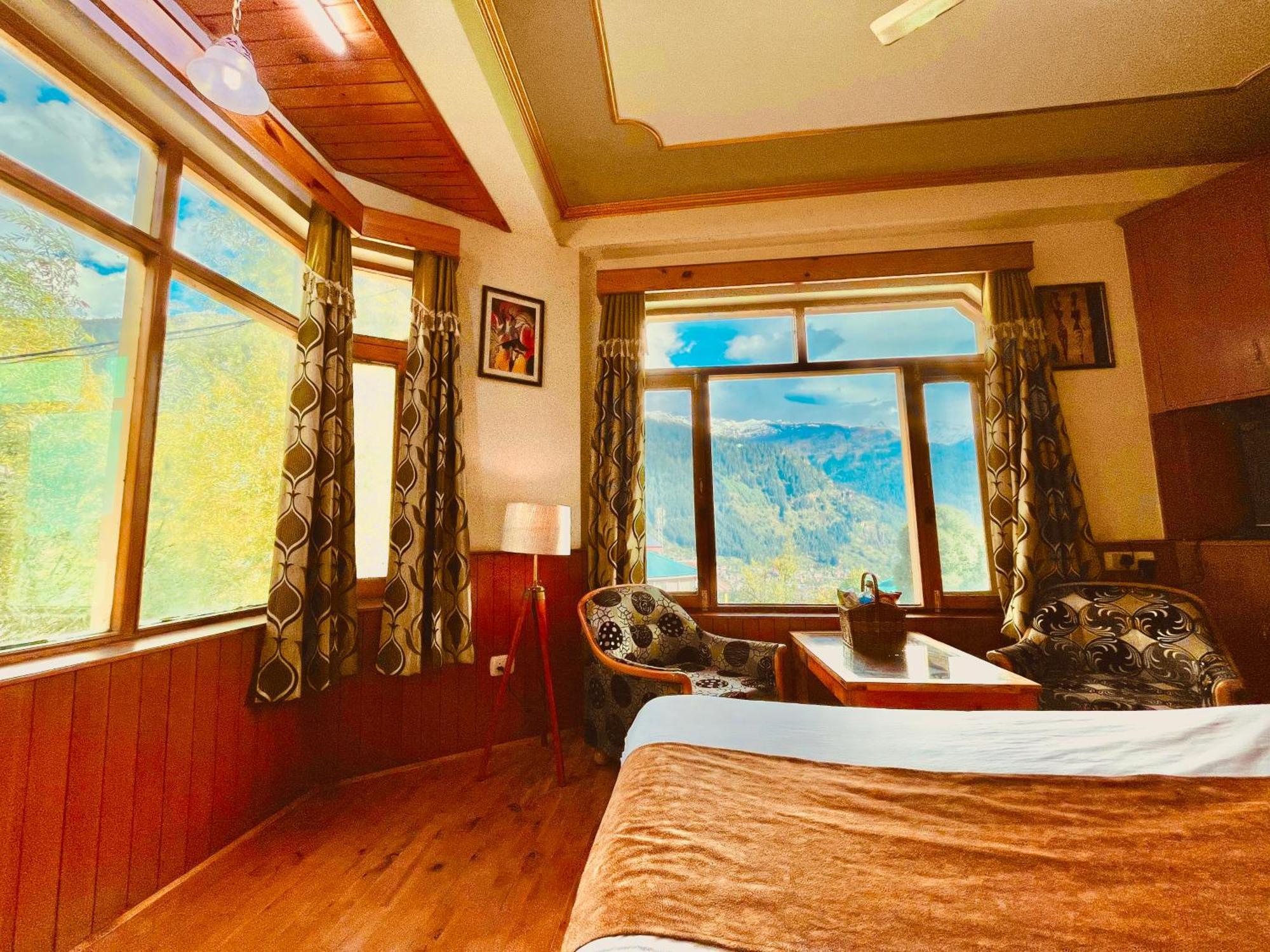 Woods Villa Cottage, Manali Exteriér fotografie