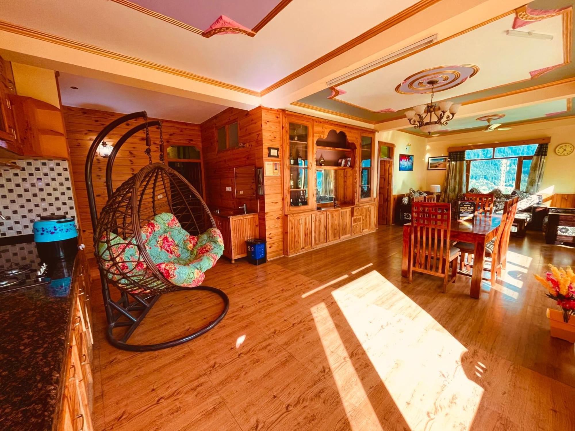 Woods Villa Cottage, Manali Exteriér fotografie