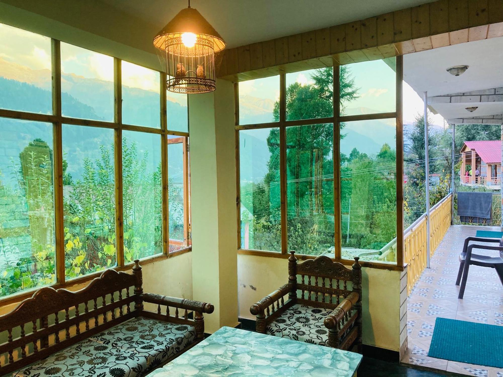 Woods Villa Cottage, Manali Exteriér fotografie